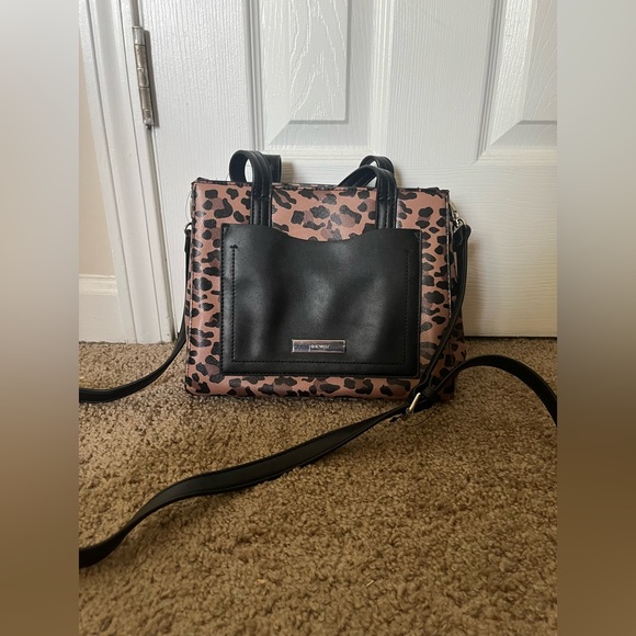 Nine West cheetah shoulder bag - Picture 1 of 3